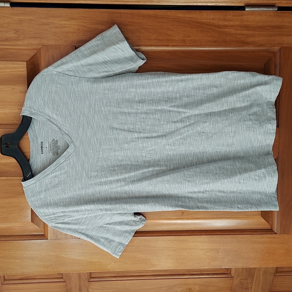 Express Men's Light Gray Heather V-Neck Soft Stretch Large Tee Shirt, Like New